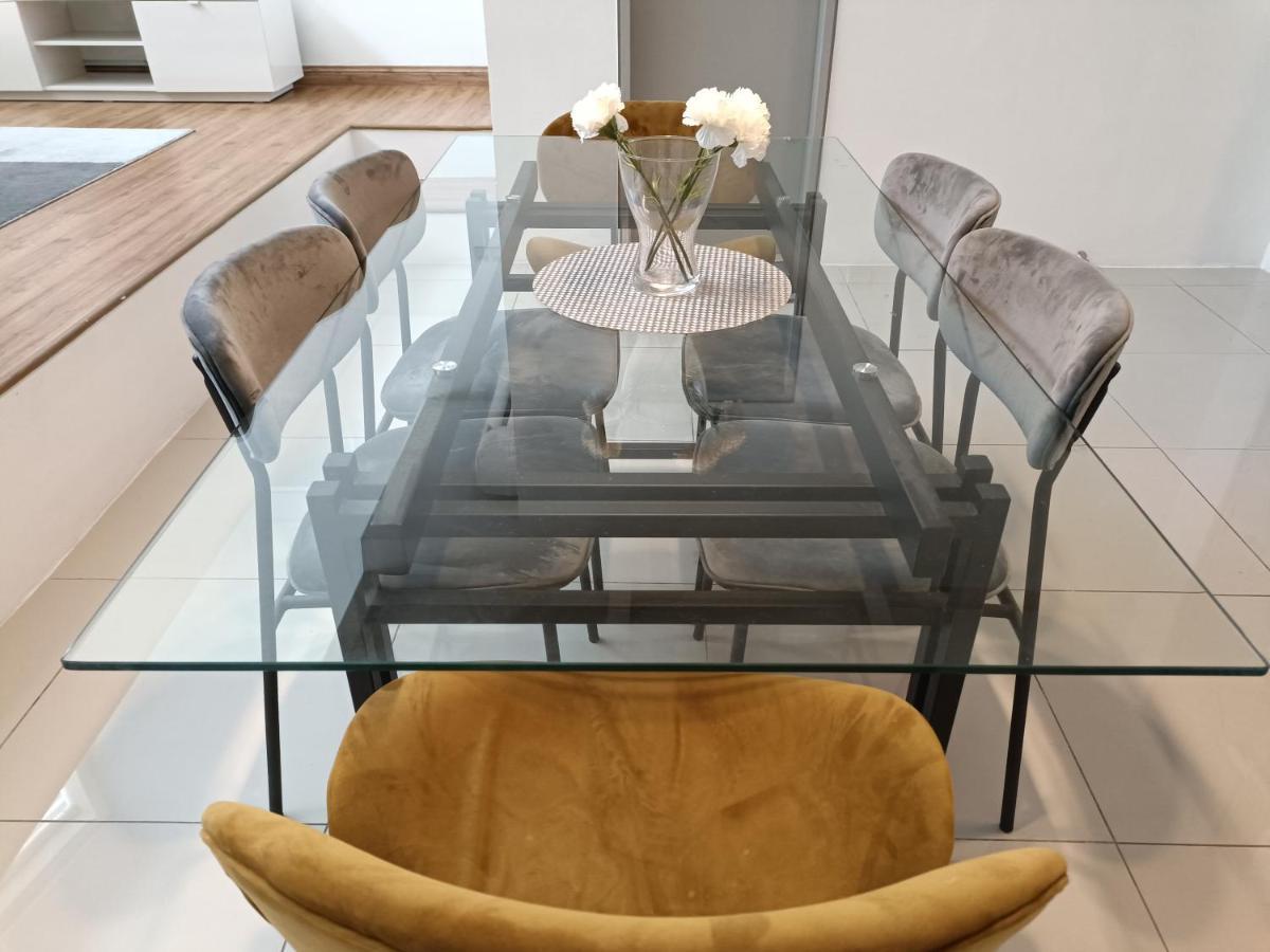 Loft Signature Executive Suite Empire City Petaling Jaya Dış mekan fotoğraf