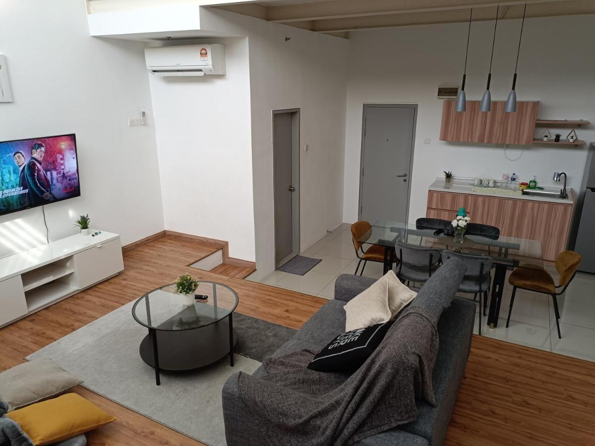 Loft Signature Executive Suite Empire City Petaling Jaya Dış mekan fotoğraf