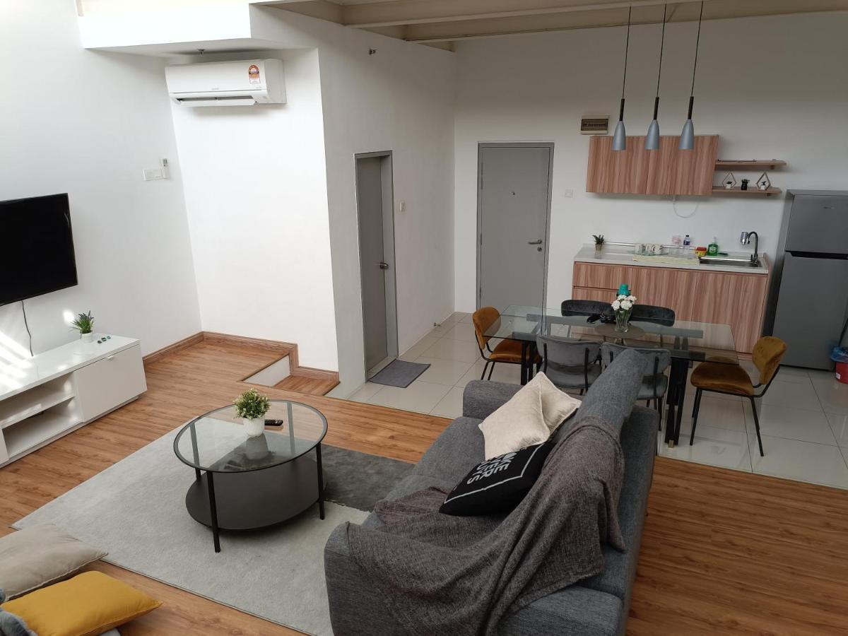 Loft Signature Executive Suite Empire City Petaling Jaya Dış mekan fotoğraf