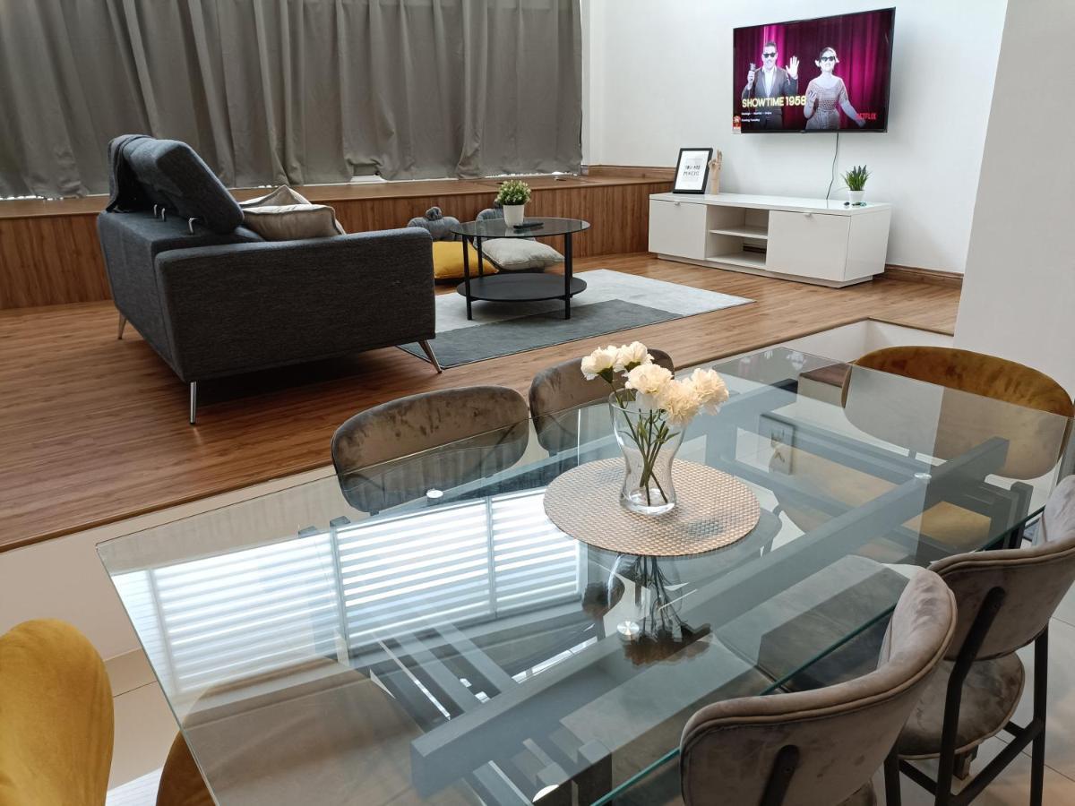 Loft Signature Executive Suite Empire City Petaling Jaya Dış mekan fotoğraf